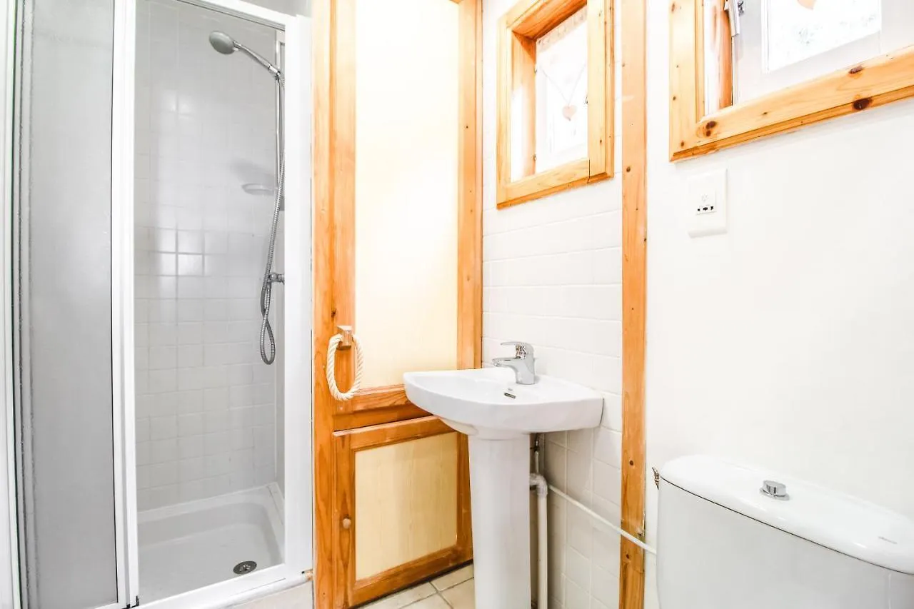 Chalet Charming 4-Bed Chalet, Mountain Views, Double Garage Flaine